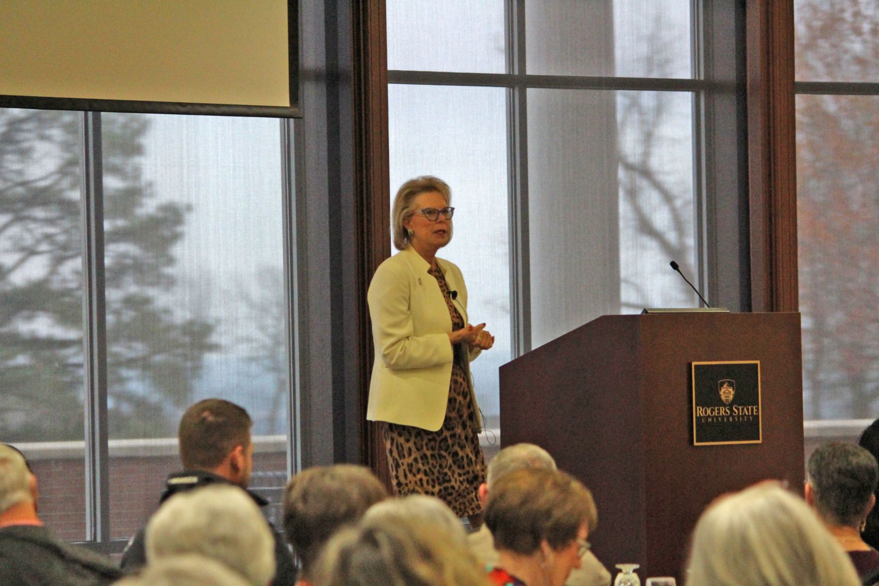 Most-Admired CEO speaks at scholarship fundraiser